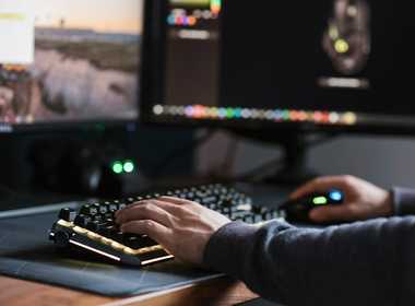 The ultimate beginnerβs guide to vibe coding tools