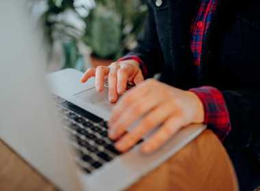 Can AI website builders integrate with CRMs, payments, and marketing tools? (2026 guide)