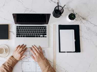 15 best AI website examples for service businesses (B12 gallery picks)