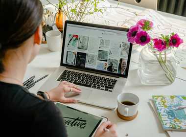 Best AI tools for web design in 2025